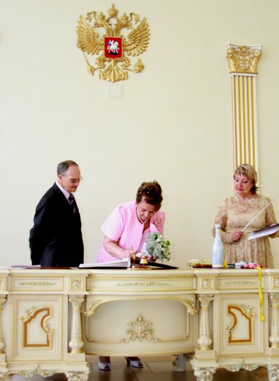 20 июня 2013 года отпраздновали свой юбилей супруги Перченко Юрий Трофимович и Нина Прокоповна