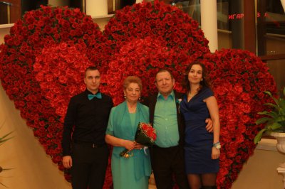 29 ноября во Дворце торжеств праздновали свой золотой юбилей супруги Витюк,Григорий Парфирович и Галина Николаевна