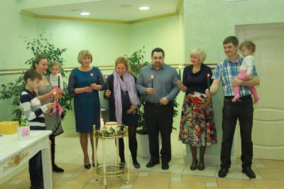 27 декабря во Дворце торжеств праздновали свой изумрудный юбилей супруги Муравьевы, Евгений Михайлович и Галина Дмитриевна.