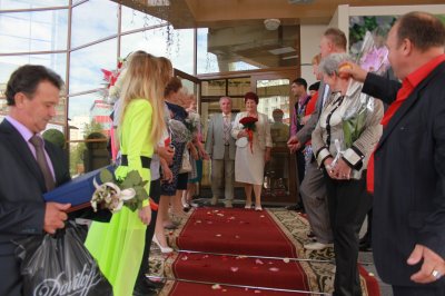 11 июля 2015  во Дворце торжеств отметили золотой юбилей супруги Кобылянские, Николай Петрович и Тамила Наумовна