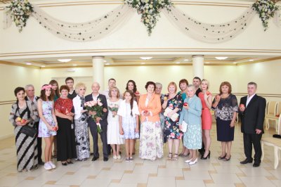 16 июля 2015 года отметили золотой юбилей супруги Гиниятуллины, Рафаил Сагидуллинович и Галина Бадыковна