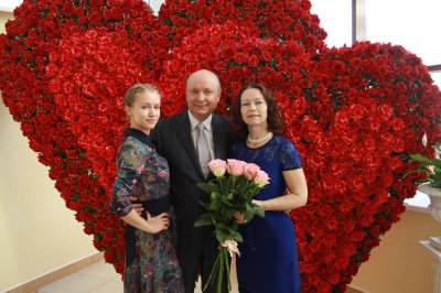 30 апреля 2016 года во Дворце торжеств отметили свой жемчужный юбилей супруги Давыдовы Виктор Александрович и Ирина Владимировна