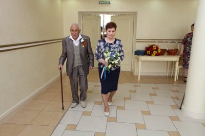 27 мая 2017 года во Дворце торжетв отметили свой бриллиантовый юбилей супруги Тасимовы