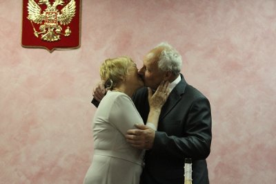 9 июня 2017 года отметили золотой юбилей супруги Фролушины