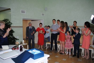 24 июня 2017 года во Дворце торжеств отметили золотой юбилей супруги Слеповы