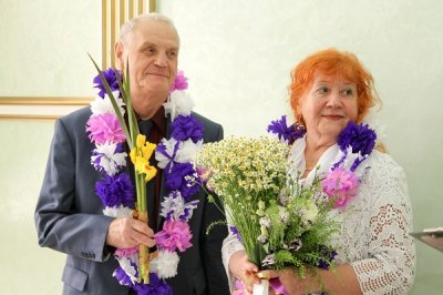5 марта во Дворце торжеств отметили золотой юбилей супруги Юнаш