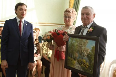 21 апреля в о Дворце торжеств прошел юбилей супругов Лобановых