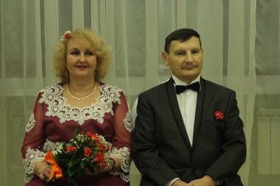 27 октября во Дворце торжеств отметили коралловый юбилей супруги Давыдовы