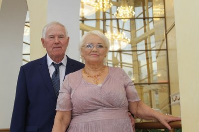 6 сентября во Дворце торжеств отметили золотой юбилей семья Мирошниковых