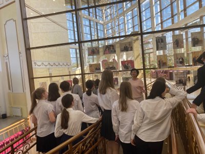 25 мая гимназисты 6 "В" класс посетили квест "Семейные ценности" в МКУ "Дворц торжеств".