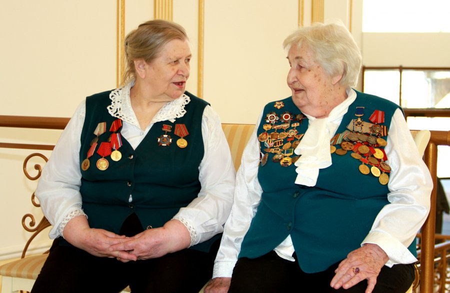 06.05.2014 года в 11ч. 00 мин. В МБУ «Дворец торжеств» состоялась встреча с ветеранами, приуроченная к празднованию 69-тилетия Победы в Великой Отечественной Войне. 06.05.2014 года в 11ч. 00 мин. В МБУ «Дворец торжеств» состоялась встреча с ветеранами, приуроченная к празднованию 69-тилетия Победы в Великой Отечественной Войне.