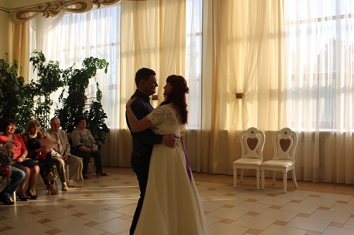 23-го сентября 2014 г. состоялся ритуал чествования хрустальных юбиляров, Шибаевых Алексея Сергеевича и Екатерины Евгеньевны. 23-го сентября 2014 г. состоялся ритуал чествования хрустальных юбиляров, Шибаевых Алексея Сергеевича и Екатерины Евгеньевны.