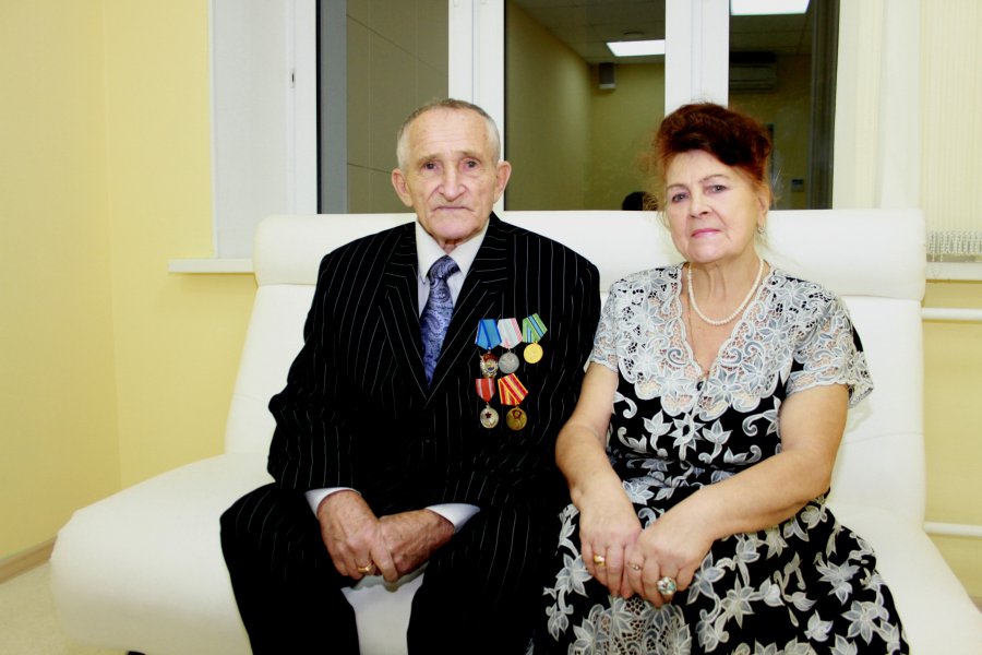 18 ноября во Дворце торжеств праздновали свой золотой юбилей, супруги Евграшкины  Эдуард Константинович и Лидия Васильевна!