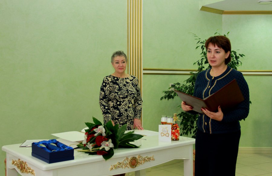 12 ноября во Дворце торжеств праздновали свой золотой юбилей, супруги  Петренко Николай Павлович и Анна Викторовна!