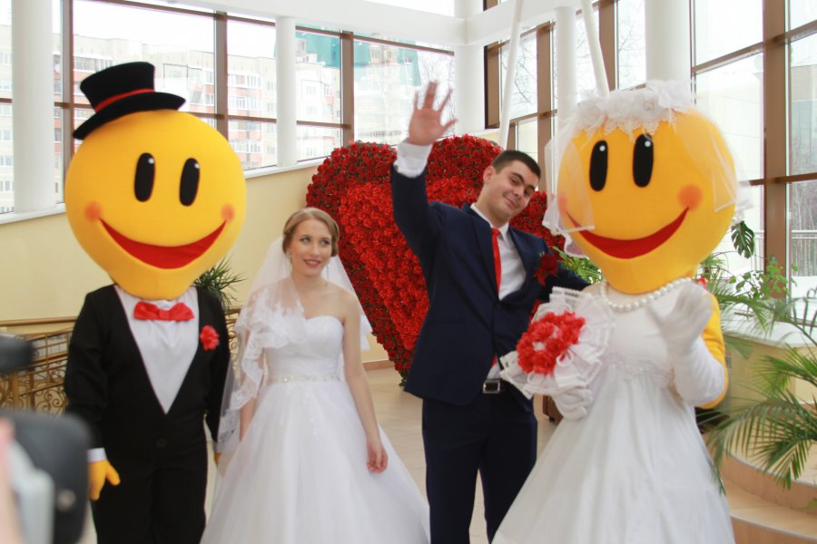 14 февраля Дворец торжеств отпраздновал день Святого Валентина