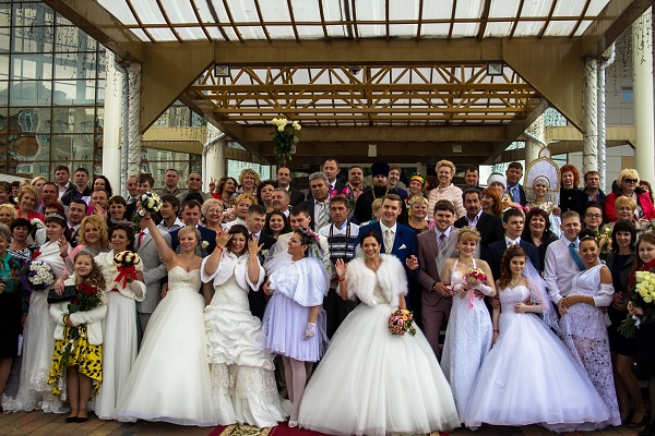 Массовая регистрация браков