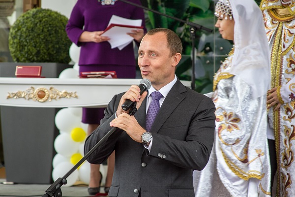 Массовая регистрация браков