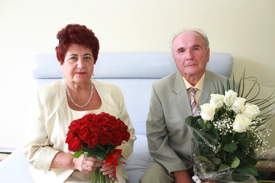 11 июля 2015  во Дворце торжеств отметили золотой юбилей супруги Кобылянские, Николай Петрович и Тамила Наумовна