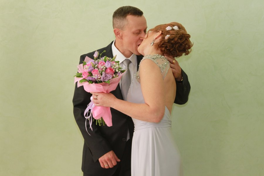 10 июля 2015 года во Дворце торжеств отпраздновали свой серебряный юбилей супруги Бобенко, Александр Борисович и Жанна Анатольевна