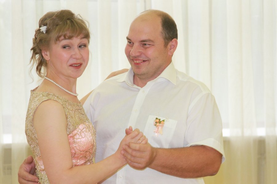 18 августа 2015 года во Дворце торжеств отметили свой фарфоровый юбилей семья Конышевых