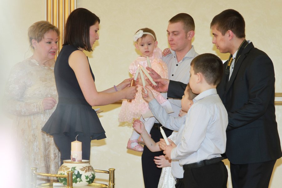 4 марта отпраздновали свой золотой юбилей супруги Немановы Виктор Николаевич и Валентина Николаевна