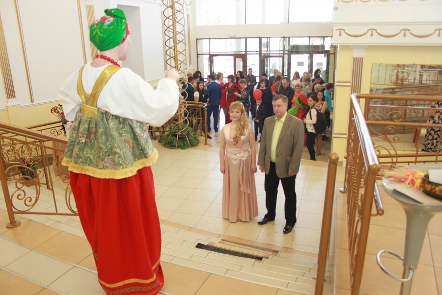 07 мая 2016 года во Дворце торжеств прошло мероприятие Красная горка