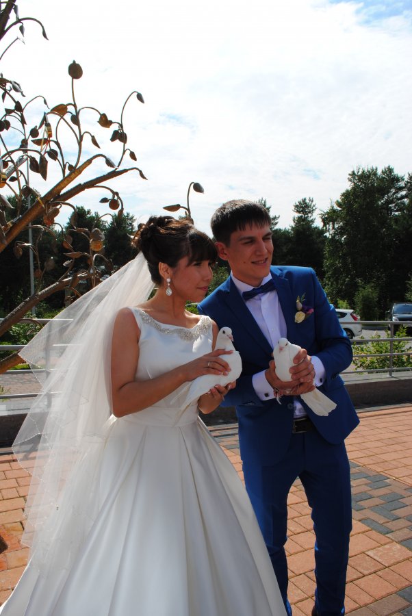 08.07. 2016 года во Дворце торжеств состоялась массовая регистрация браков