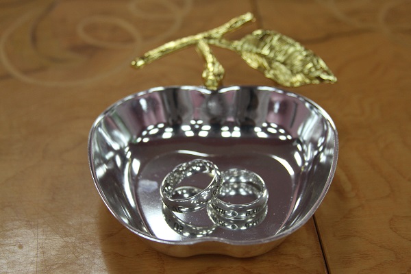 27 августа 2016 года отметили золотой юбилей супруги Колодяжные Иван Николаевич и Ираида Федоровна. 27 августа 2016 года отметили золотой юбилей супруги Колодяжные Иван Николаевич и Ираида Федоровна.