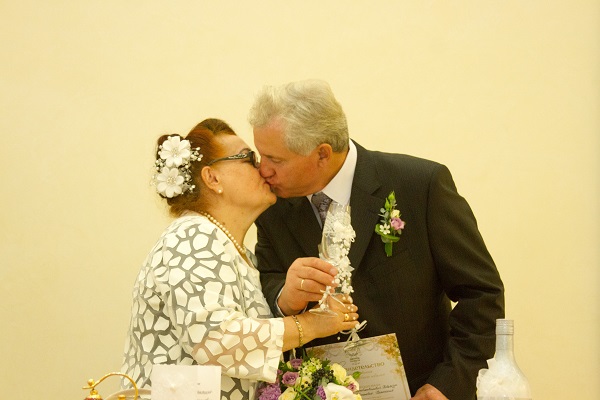 22 октября 2016 года отпраздновали  золотой юбилей супруги Ковальчук Анатолий Константинович и Александра  Степановна