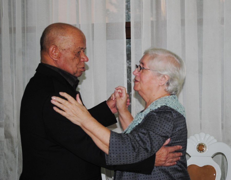 16 ноября 2016 года отметили свой золотой юбилей супруги Афанасьевы Виктор Афанасьевич и  Екатерина Николаевна