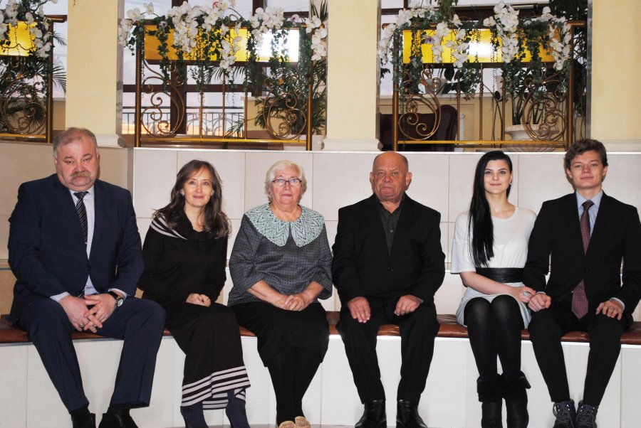 16 ноября 2016 года отметили свой золотой юбилей супруги Афанасьевы Виктор Афанасьевич и  Екатерина Николаевна