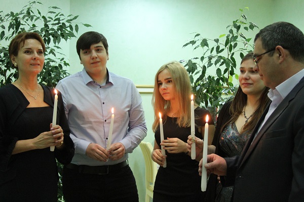 30 декабря 2016 года отпраздновали свой золотой юбилей супруги Кропивницкие Юрий Александрович и Екатерина Васильевна