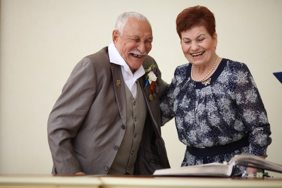 27 мая 2017 года во Дворце торжетв отметили свой бриллиантовый юбилей супруги Тасимовы