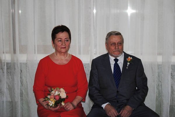 24 июня 2017 года во Дворце торжеств отметили золотой юбилей супруги Слеповы