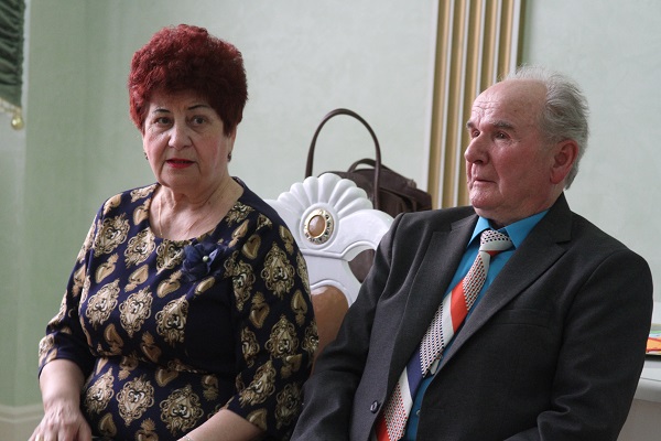 Цикл информационно-познавательных встреч для молодежи «Диалоги о семейных ценностях» Цикл информационно-познавательных встреч для молодежи «Диалоги о семейных ценностях»