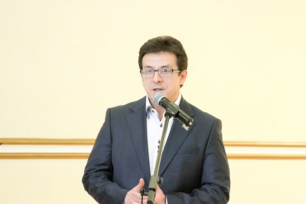 28 апреля во Дворце торжеств отметили золотой юбилей супруги Лежнины