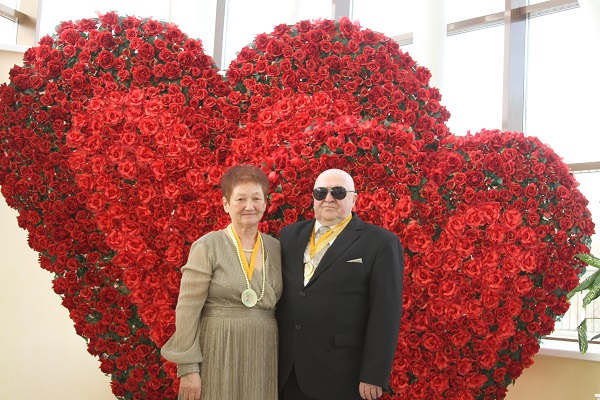 05 июня 2018 года во Дворце торжеств отметили золотой юбилей супруги Аверкины 