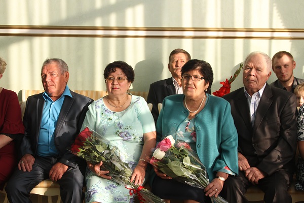 7 сентября во Дворце торжеств отметили золотой юбилей супруги Галимовы