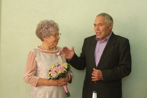 7 сентября во Дворце торжеств отметили золотой юбилей супруги Галимовы