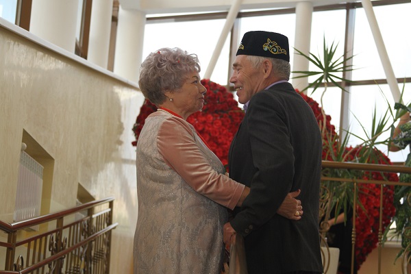 7 сентября во Дворце торжеств отметили золотой юбилей супруги Галимовы