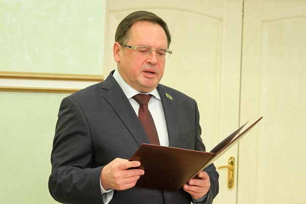 04 декабря 2018 года во Дворце торжеств отметили бриллиантовый юбилей супруги Гурины