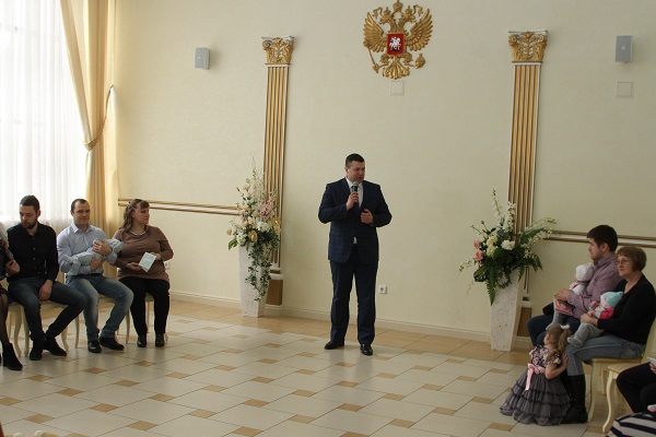 31 марта в 11.00 ч 2019г в большом зале Дворца торжеств состоялся традиционный праздник «День аиста»