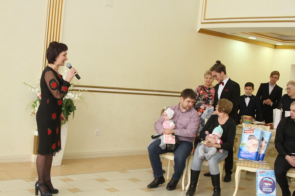 31 марта в 11.00 ч 2019г в большом зале Дворца торжеств состоялся традиционный праздник «День аиста»