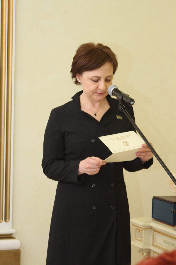 16 апреля во Дворце торжеств отметили золотой юбилей супруги Хлопяк