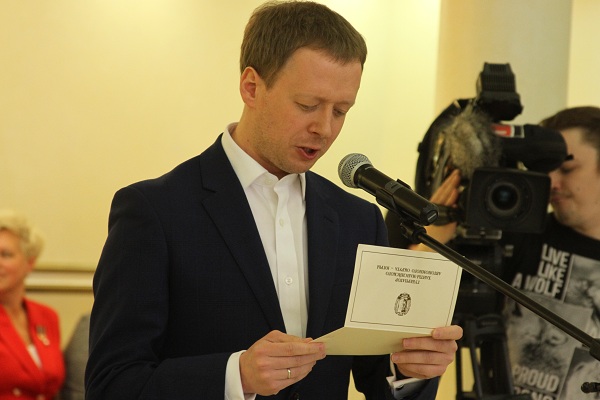 18 мая во Дворце торжеств отметили золотой юбилей супруги  Ядрошниковы Александр Павлович и Людмила Алексеевна 