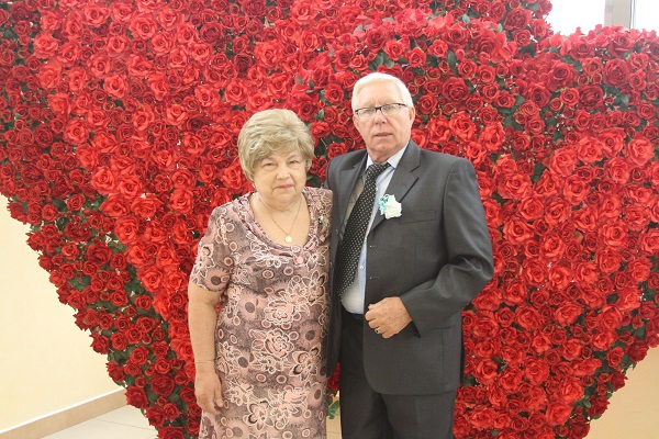9 августа во Дворце торжеств отметили золотой юбилей супруги Черновы