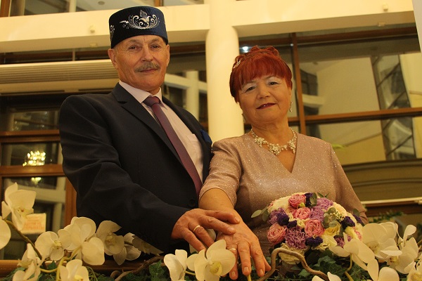 18.10.19 года во Дворце торжеств отметили золотой юбилей свадьбы супруги Закетдиновы 