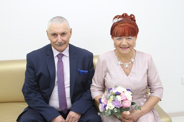 18.10.19 года во Дворце торжеств отметили золотой юбилей свадьбы супруги Закетдиновы 