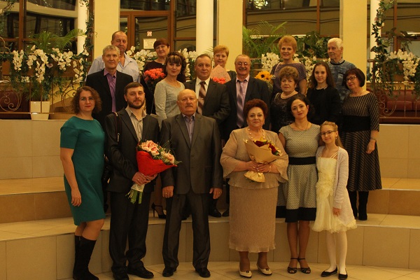 9 ноября во Дворце торжеств отметили золотой юбилей супруги Мацюк 9 ноября во Дворце торжеств отметили золотой юбилей супруги Мацюк