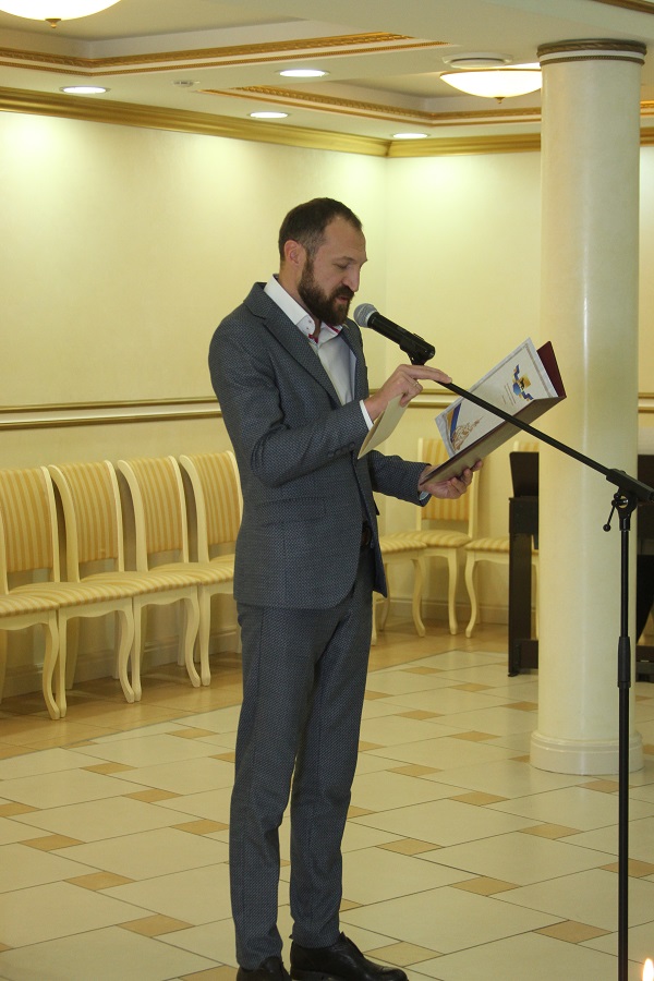 9 ноября во Дворце торжеств отметили золотой юбилей супруги Мацюк 9 ноября во Дворце торжеств отметили золотой юбилей супруги Мацюк